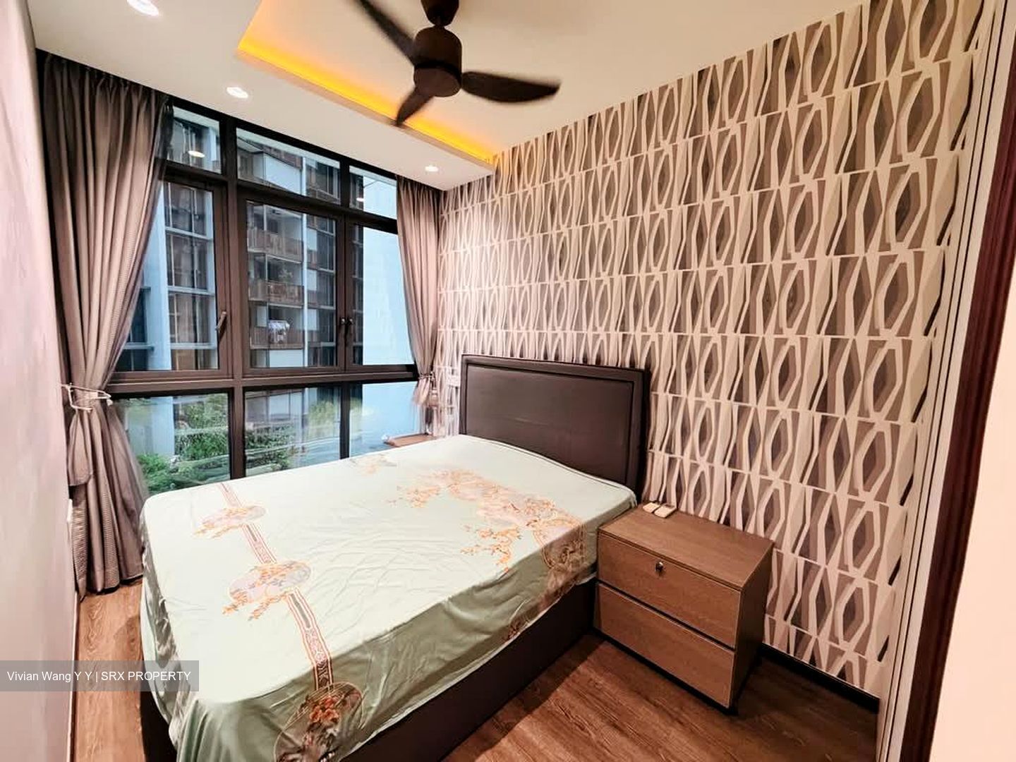 Symphony Suites (D27), Condominium #581915971